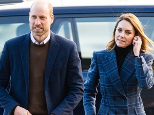 Titkos látogatást tett Katalin hercegné és Vilmos herceg, György herceg jövője a tét