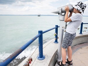 Egy év, ami megrengette a gyermekvédelmet – itt a 2024-es Gyermekjogi Jelentés