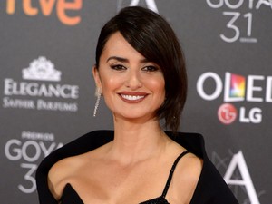 Át kell értékelned a szexisséget, ha meglátod Penélope Cruzt ebben a ruhában