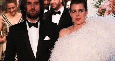 El tudsz viselni még egy királyi esküvőt ebben az évben? Muszáj lesz, itt az újabb eljegyzés!