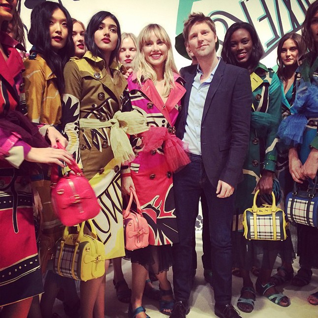 Csodás bemutatót zártak a modellek és a tervező.