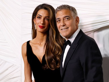 Amal Clooney királynőként tündökölt George Clooney oldalán: csak úgy izzott köztük a levegő