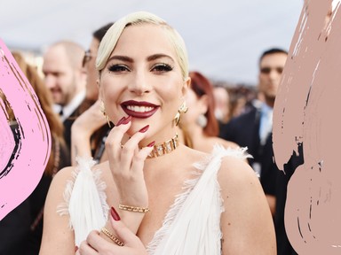 Már attól hanyatt esel, ha csak ránézel Lady Gaga holdjáró cipőjére