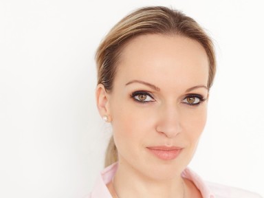 Dr. Almási Kitti: „A krízisekben általában fejlődünk, csak közben fájdalmas és nehéz”