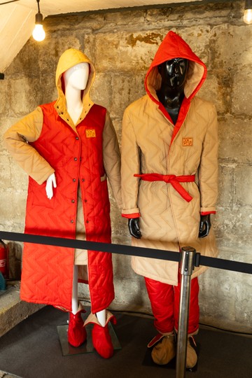 Kenguru 30. jubileumi kiállítás a Viadukt Bárban, Budepesten