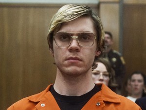 Akkora siker volt a Jeffrey Dahmer-sztori, hogy még két évad követi