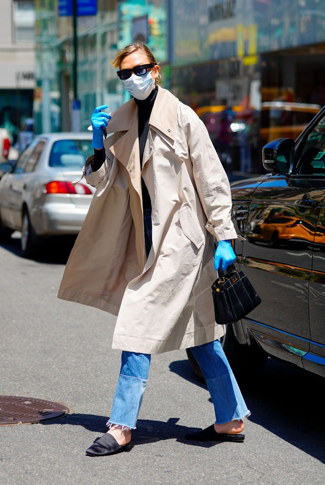 Karlie Kloss olyan stílusosan viseli a maszkot, mint senki más