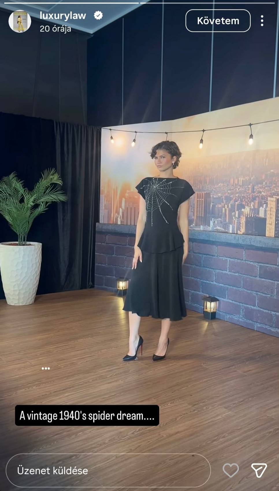 Zendaya egy vintage darabot választott legutóbbi sajtóeseményére