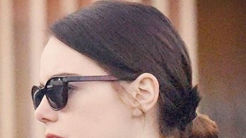 Emma Stone új hajszíne nagyon SÖTÉT!