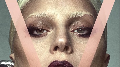 Lady Gaga és vőlegénye szex után szelfiztek a divatlap címlapjára