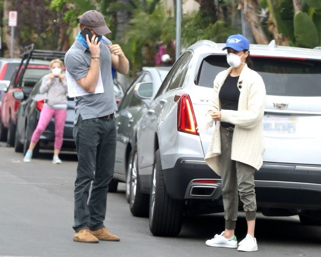 Az megvan, hogy Meghan Markle melegítő nadrágban flangál Los Angeles utcáin?