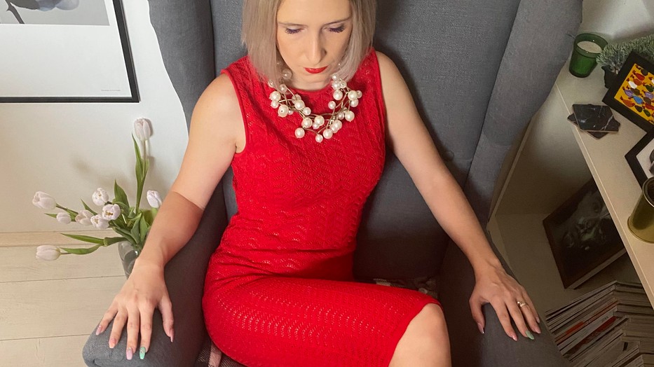 Petra romantikus szettben ünnepli a nőnapot