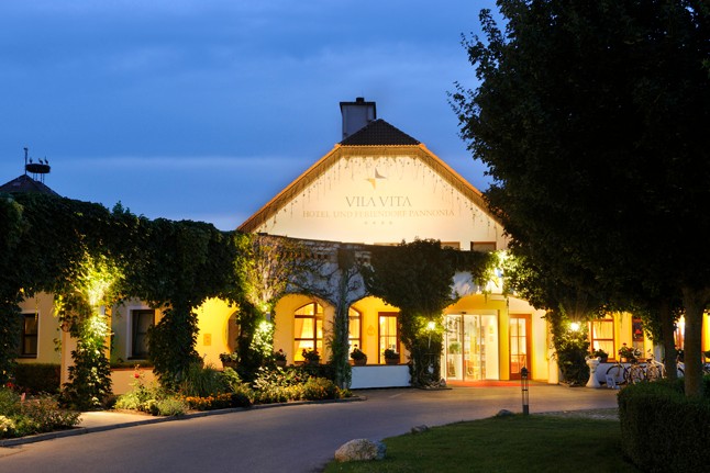 Maratoni shopping és wellness is vár Ausztriában!