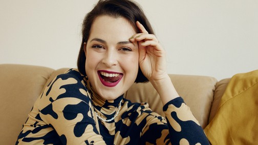 „A minták, színek kreatív öltözködésre inspirálnak” - A Kamay ko új kollekciója belépő a kreatív ruhatárhoz