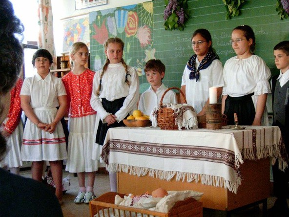 Csoda, de volt olyan idő, amikor nem ő volt a legmagasabb egy csoportban.