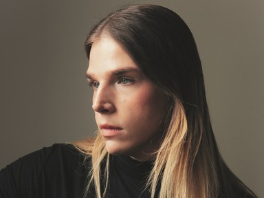 Kis-Juhász Fábián, a leheletfinom anyagok varázslója