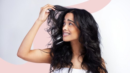 Látványos hajhullás ősszel? Szakértő most elárulta, mi állhat a háttérben