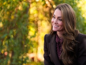 Katalin hercegné visszatért, és gyönyörűbb, mint valaha: először jelent meg a palotán kívül, mióta befejezte a kemoterápiás kezelését