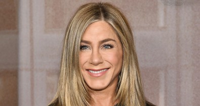 Jennifer Aniston és Jim Curtis szerelmesebbek, mint valaha, a színésznő friss fotóiból csak úgy árad a boldogság