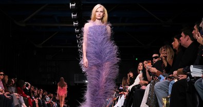 Tollak növényből? Stella McCartney legújabb innovációja drámaira sikerült