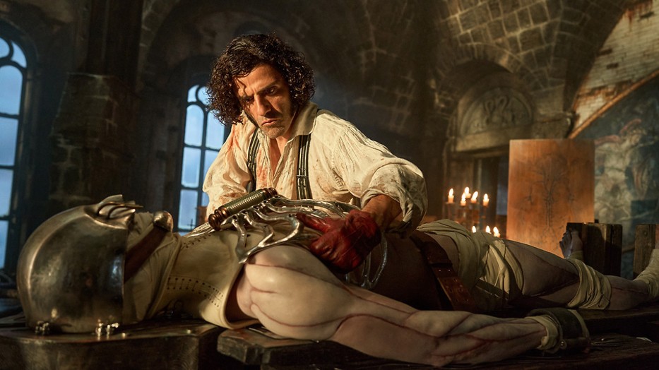 Oscar-díjas film jelmezeihez készültek kesztyűk Pécsett