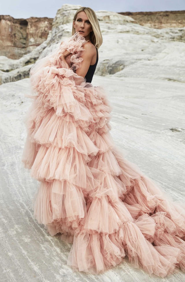 Dobj el mindent, Celine Dion először ad koncertet Budapesten