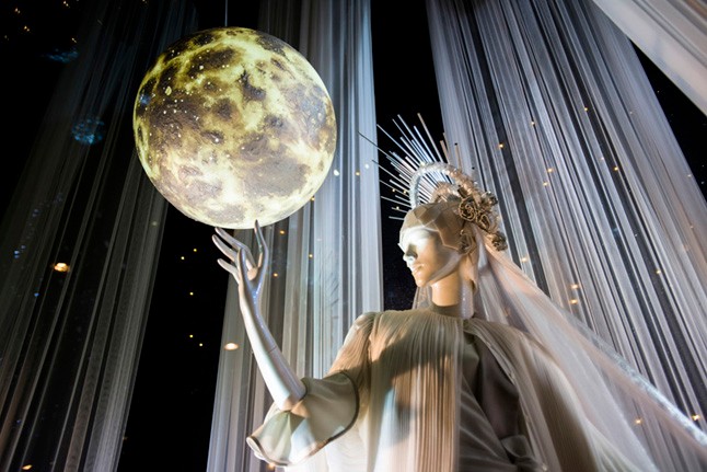 Kirakatban a karácsony