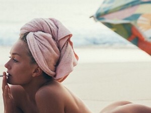 Vérpezsdítő ez a fotó Kim Basinger lányáról