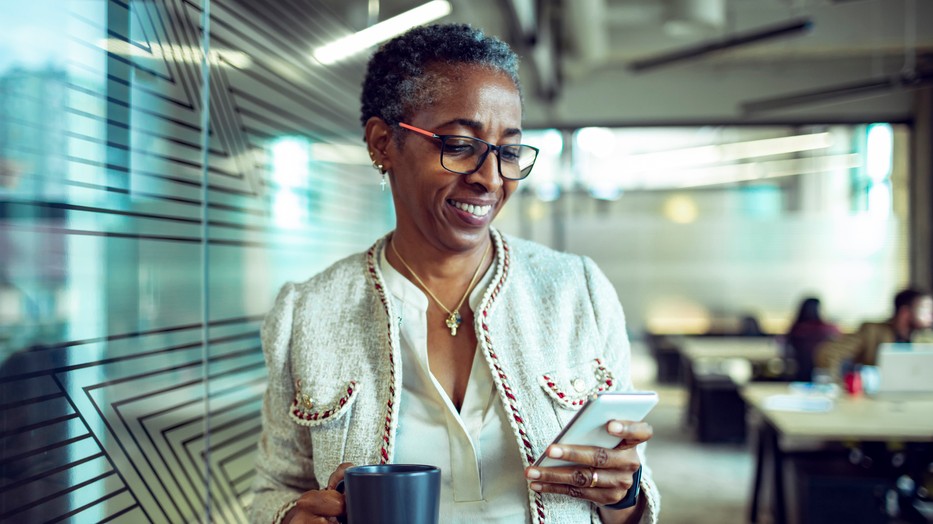 Egy nő szakmai életútjának a vége - Munkahelyi szexizmustól a nyugdíjszakadékig