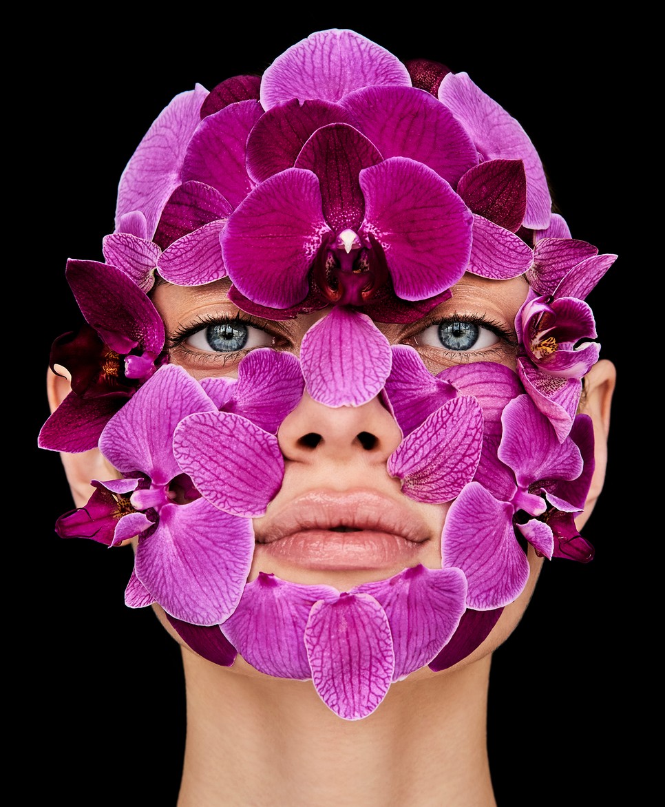 Egy titkos noteszből kerültek elő a most megvalósuló képek ötletei. Zsólyomi Norbertnek olyan sok munkája van, hogy szabadon alkotni szinte nem is marad ideje. Ezért is jött jól a Clark Hotel és a Leo Bistro felkérése