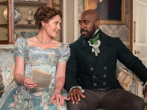 11 éve él boldog házasságban a Bridgerton Violetje, titokzatos férfi rabolta el a színésznő szívét