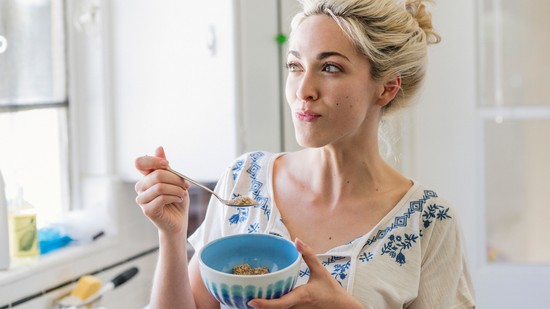 Ez történik a bőröddel, ha nem eszel elég fehérjét