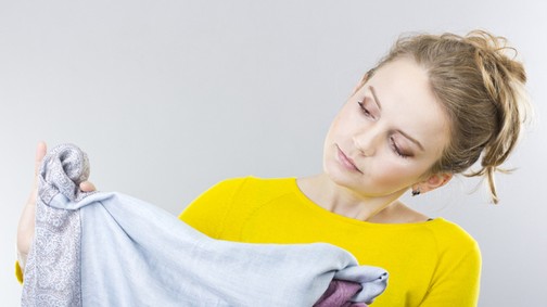 Alapozó került a ruhádra? Így szedd ki a foltot egyszerűen