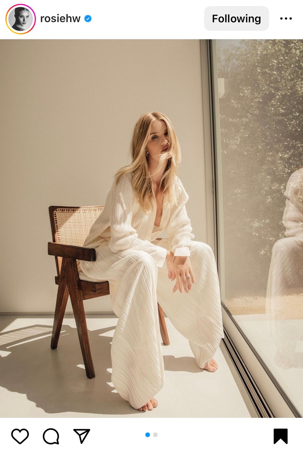 A lenvászon többé nem csak egy trendi nyári anyag, hanem egy ikonikus hajszínre is utal