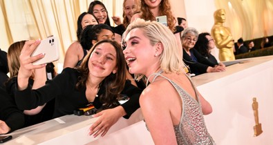 Florence Pugh extrém pucérruhája ellopta a 2024-es Oscar-gála műsorát