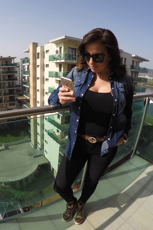 Az autóversenyző számára így kezdődik a hét