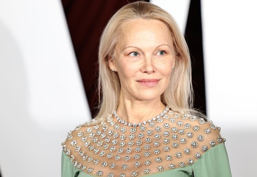 Pamela Anderson istennőként tündökölt a GLAMOUR Women of the Year gálán: mutatjuk a leggyönyörűbb ruhákat