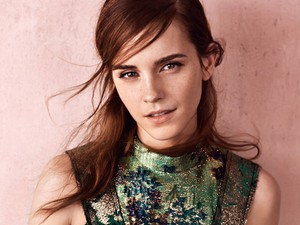 Emma Watson így teszi túl magát a szakításon