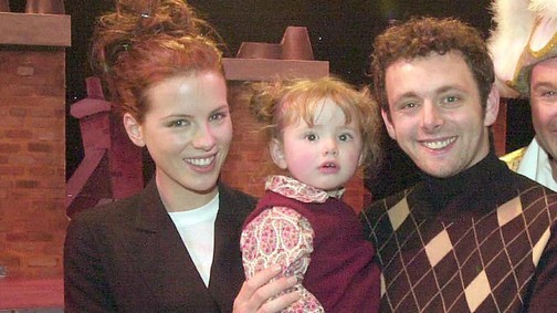 17 év után megismételte a szülés utáni képet a színésznő, és zseniális lett!