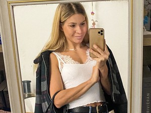 Pap Bianka paralimpikon úszó ebben  a csinos szettben indítja a hétfőt