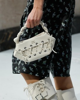 Ganni 2025 tavaszi-nyári kollekció, Fotó: Monica Feudi