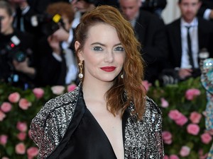 Zseniális Szörnyella de Frász lesz Emma Stone