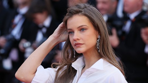 Hatalmasat nőtt Palvin Barbara babapocakja, friss fotókon mutatta meg kerekedő hasát a modell 
