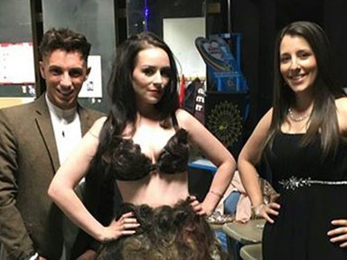 NEEE!!!! Emberi hajból csinált ruhát a legőrültebb divattervező