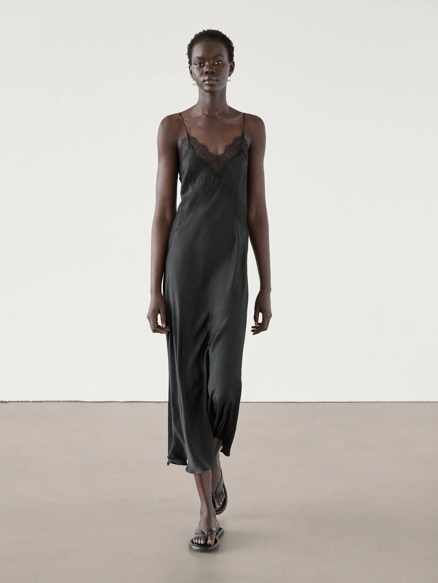 Ruha MASSIMO DUTTI 39 995 Ft