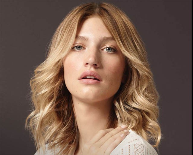 smartbond, loreal, loréal, szőkítés, hajfestés, szőke haj