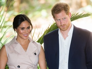 Sosem látott, gyönyörű portré került elő Meghan Markle-ről és Harry hercegről