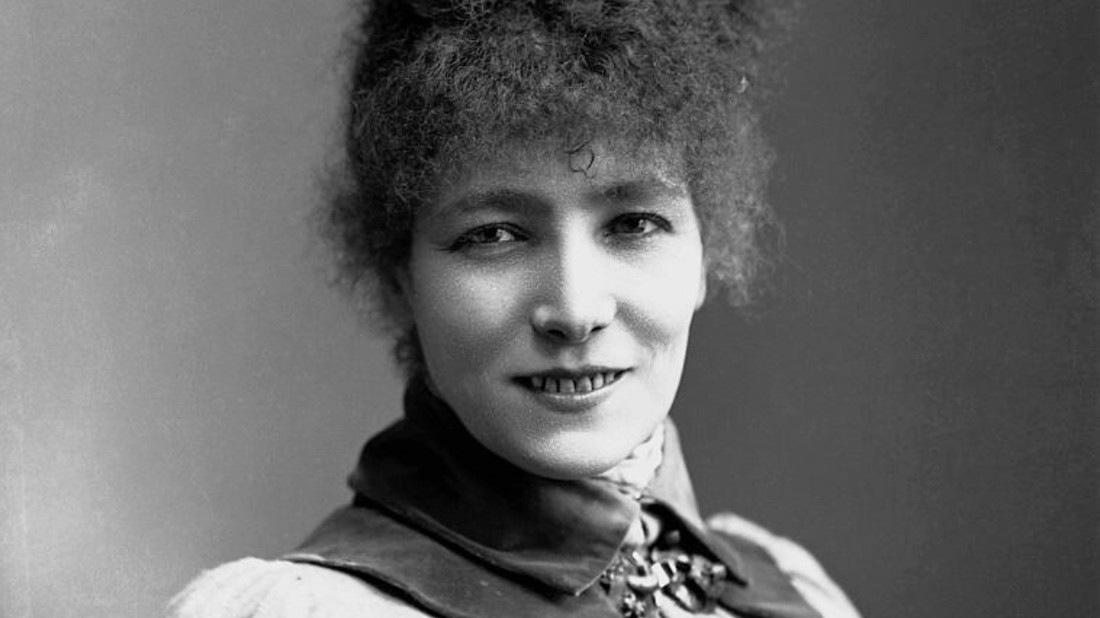 Sarah Bernhardt a XIX. század legelűnőbb színpadi tehetsége volt, közönségét világszerte elvarázsolva.