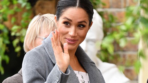 Meghan Markle fagyban is pucér lábakat villantott: mi már attól megfáztunk, hogy nézzük...