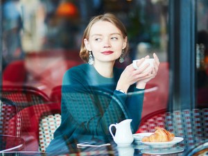 Megvan a válasz, tényleg négy óránként kell ennünk, vagy ezen lehet változtatni? 